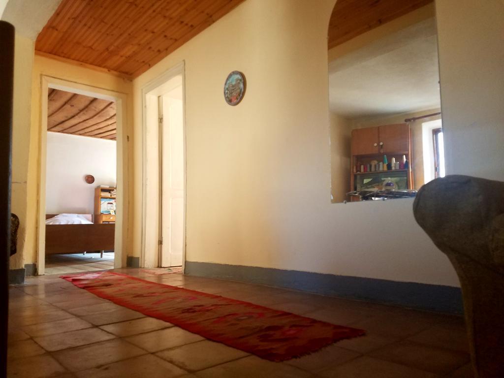 Lori'S Traditional House Gjirokastra Zewnętrze zdjęcie